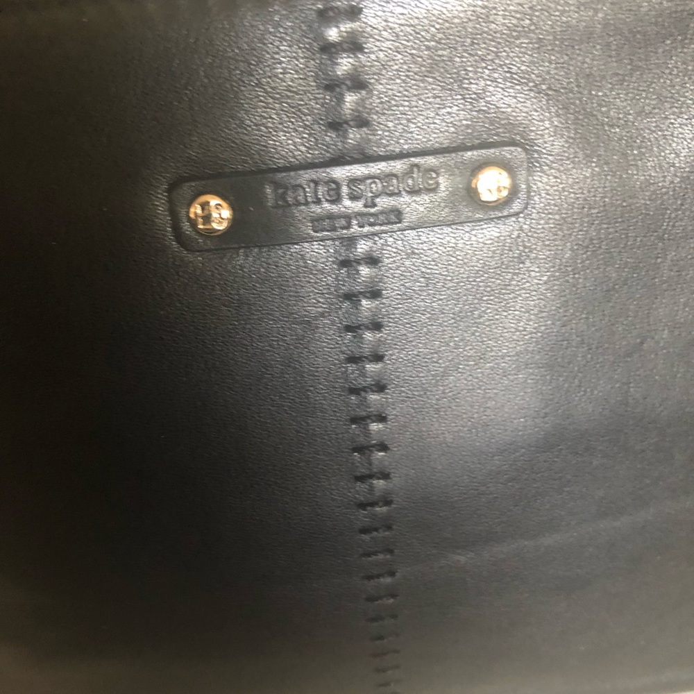 Kate Spade ♠️ Leather Tote - Picture 4 of 9